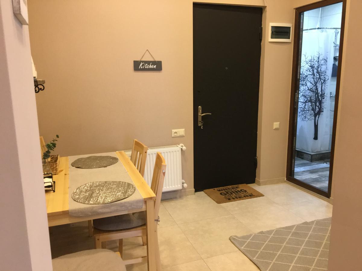 Tbilisi Loa Apartment ภายนอก รูปภาพ