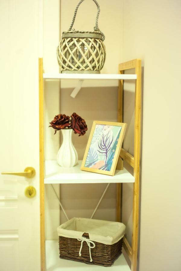 Tbilisi Loa Apartment ภายนอก รูปภาพ